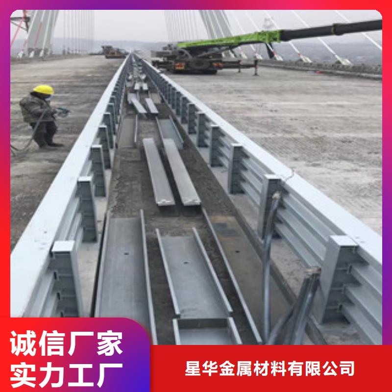 不锈钢复合管_不锈钢立柱多年行业积累