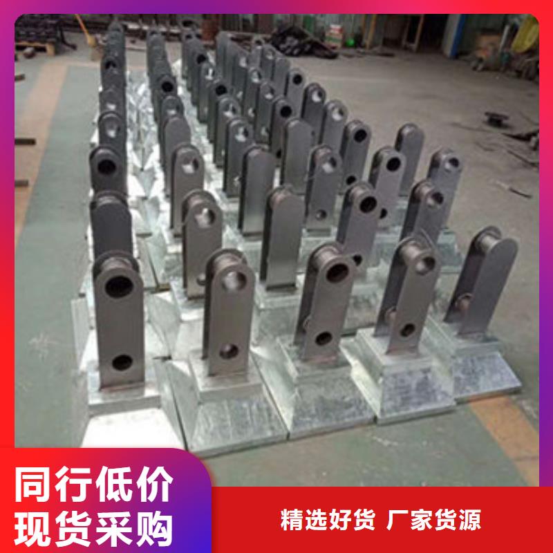 【不锈钢复合管护栏镀锌管景观护栏质量牢靠】