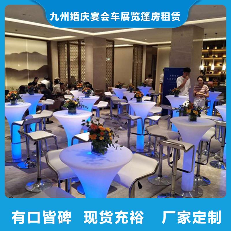 桌椅出租车站篷房出租价格透明