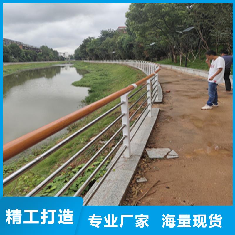 镀锌管桥梁护栏安装牢固
