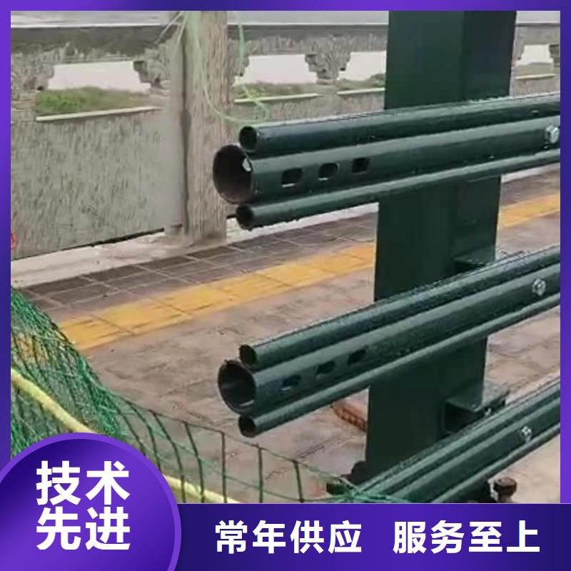 道路桥梁防撞护栏国道抗冲击围栏可定制有保障