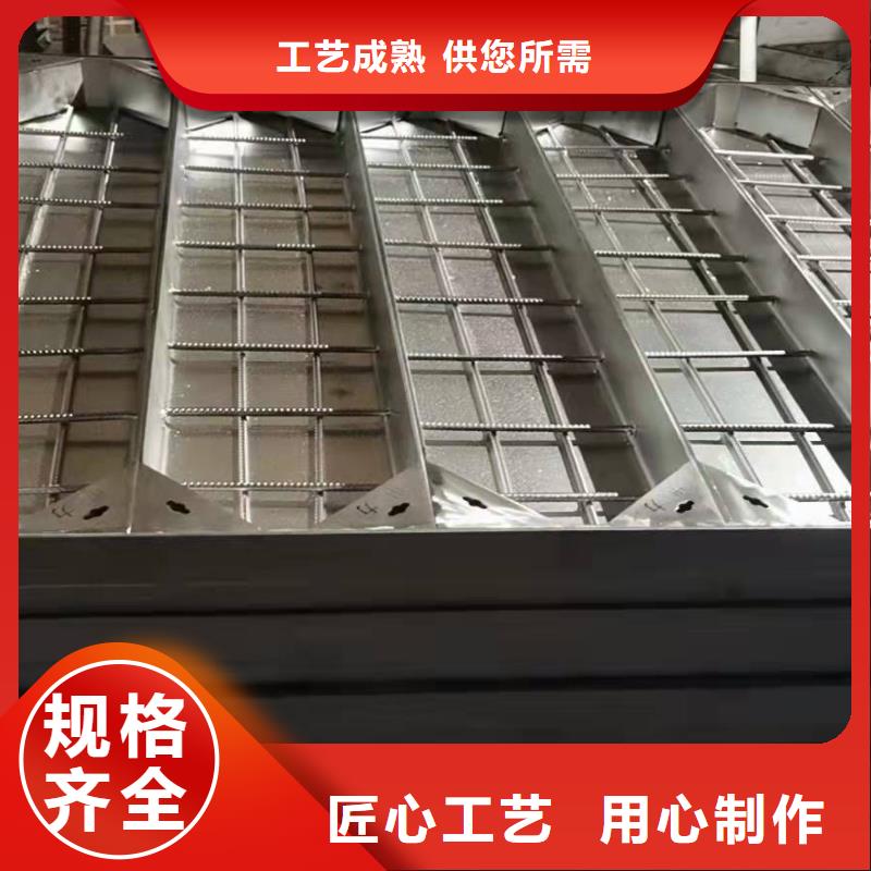 201不锈钢铺装井盖
本地厂家