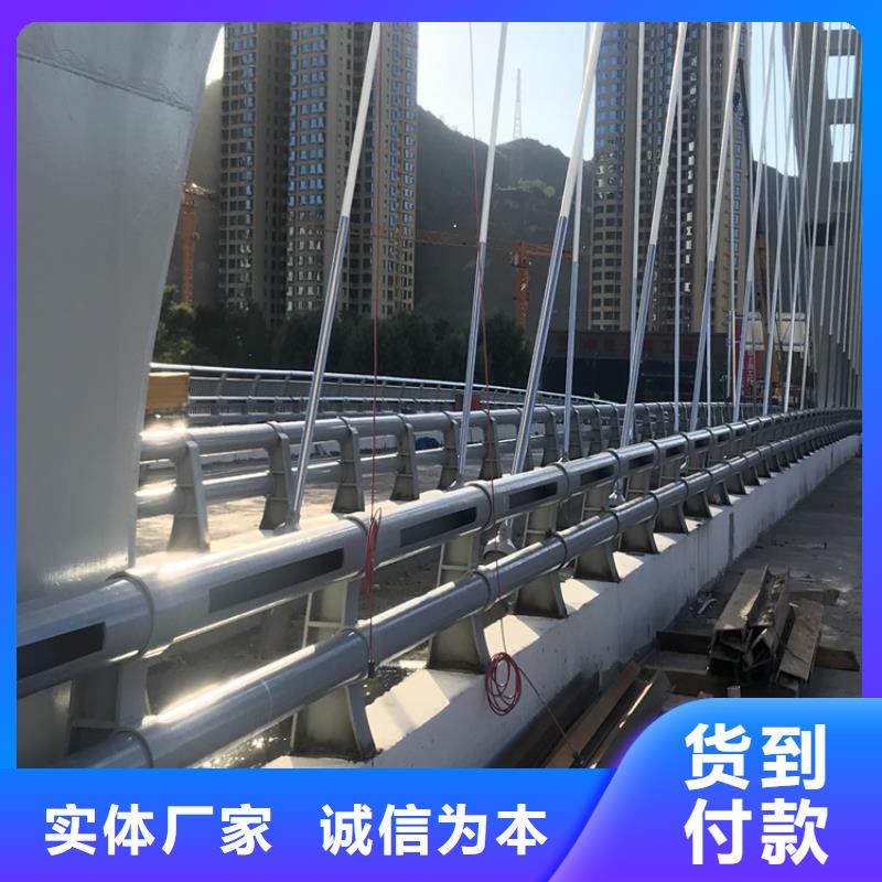 桥梁护栏热镀锌立柱快速生产