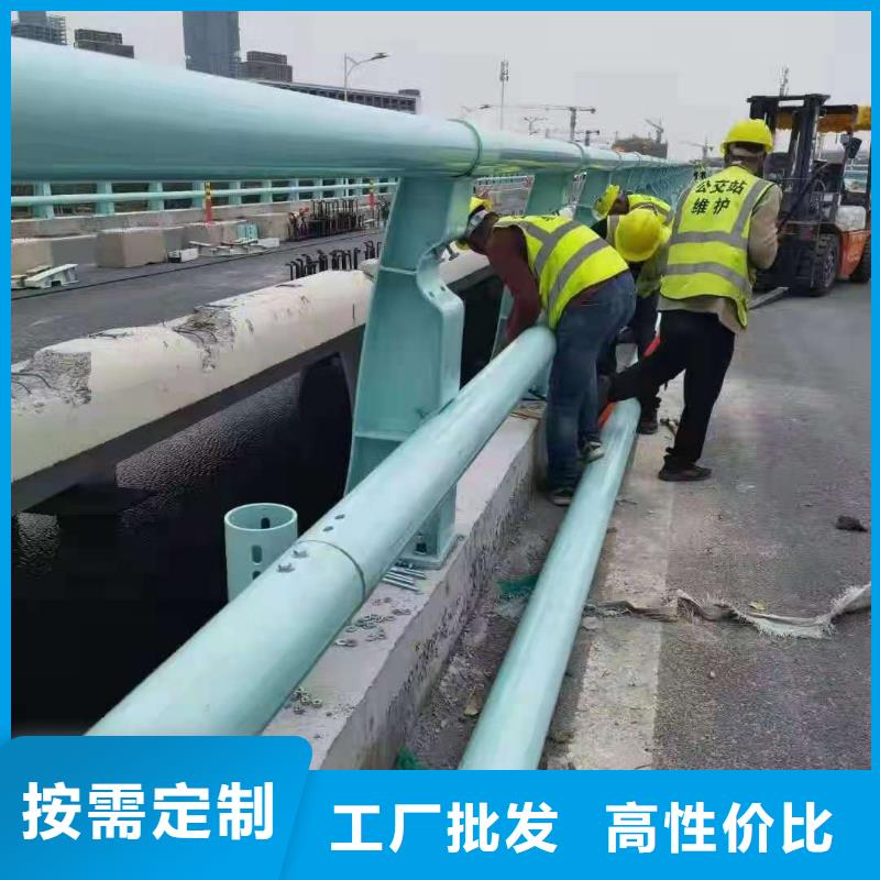 桥梁栏杆立柱桥梁防撞护栏适用范围广