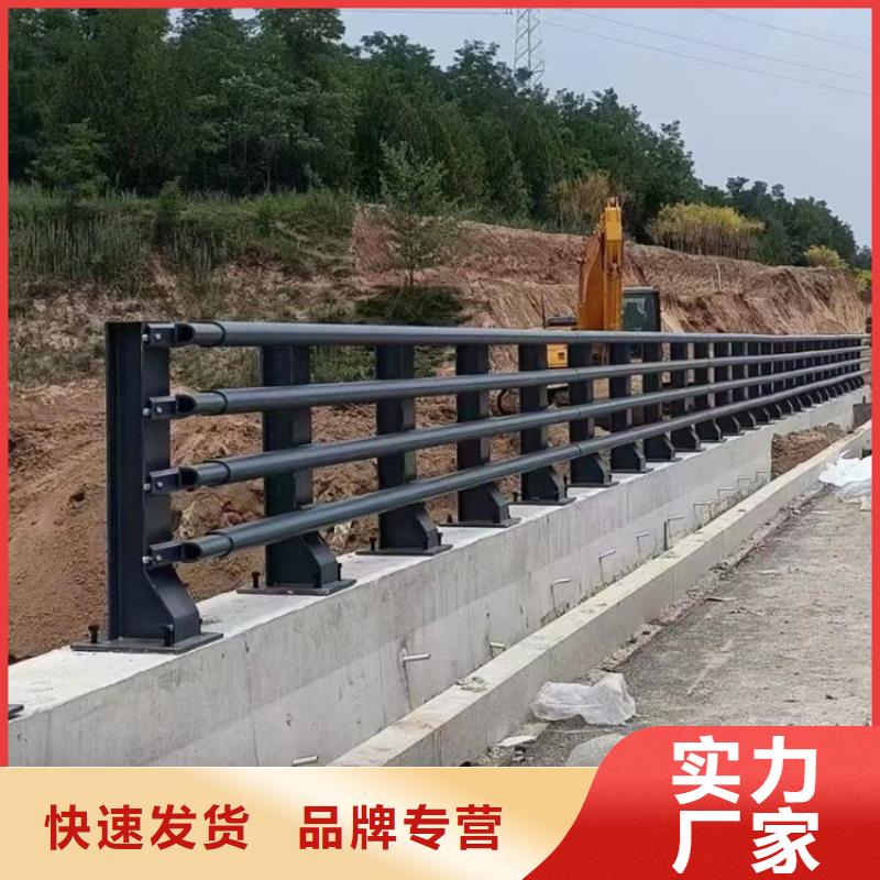 人行道不锈钢防撞隔离灯箱栏杆供应