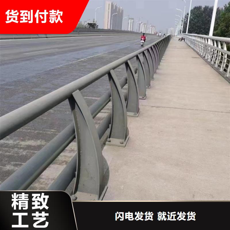 小型桥栏杆稳定牢固
