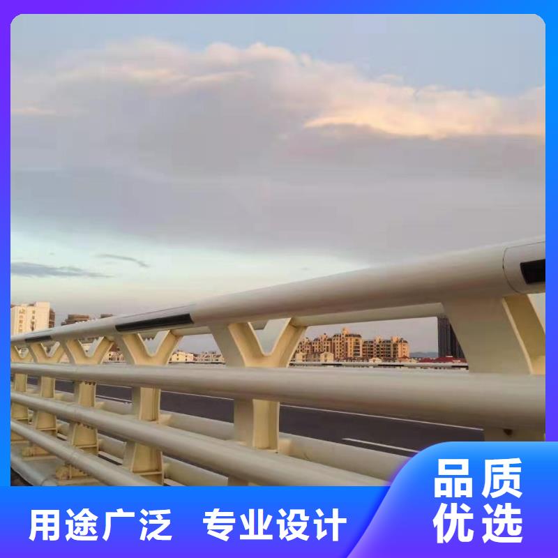 立柱国道抗冲击围栏当地厂家值得信赖