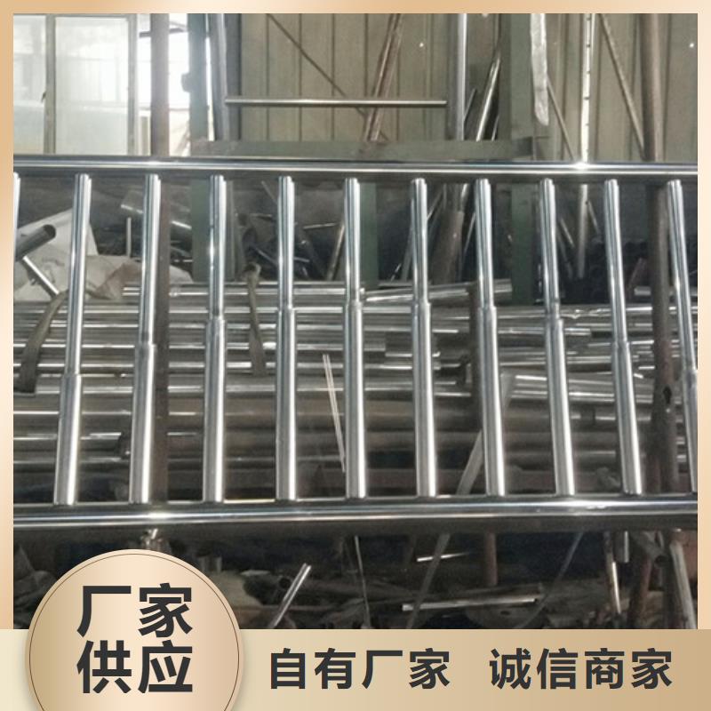 护栏国道抗冲击围栏的图文介绍