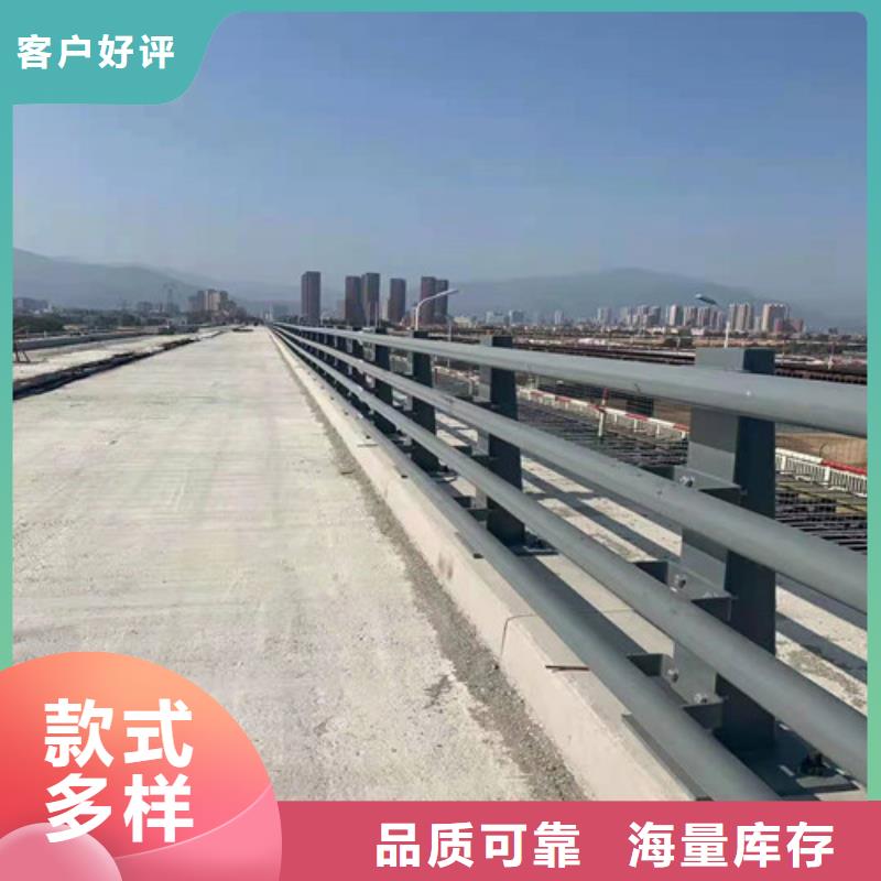 防撞护栏桥梁防撞护栏专注生产制造多年