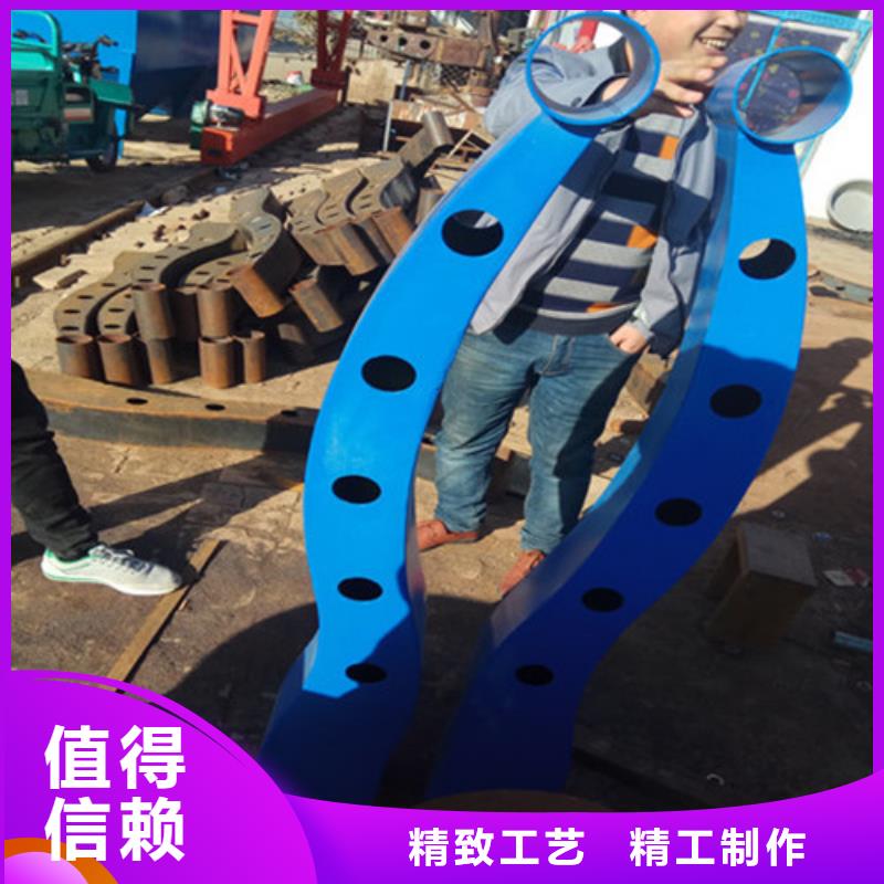 防撞护栏_市政道路防护栏工厂直销