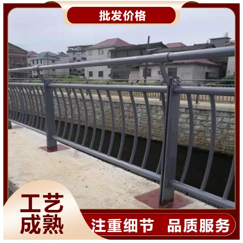 护栏 灯光防撞护栏质检合格出厂