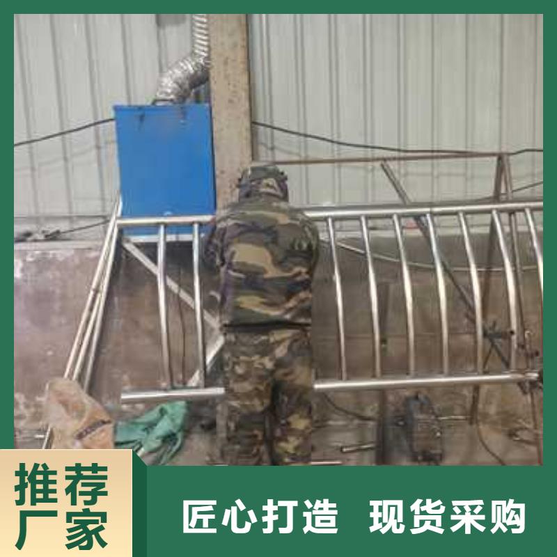 不锈钢复合管防撞护栏桥梁景观栏杆高性价比