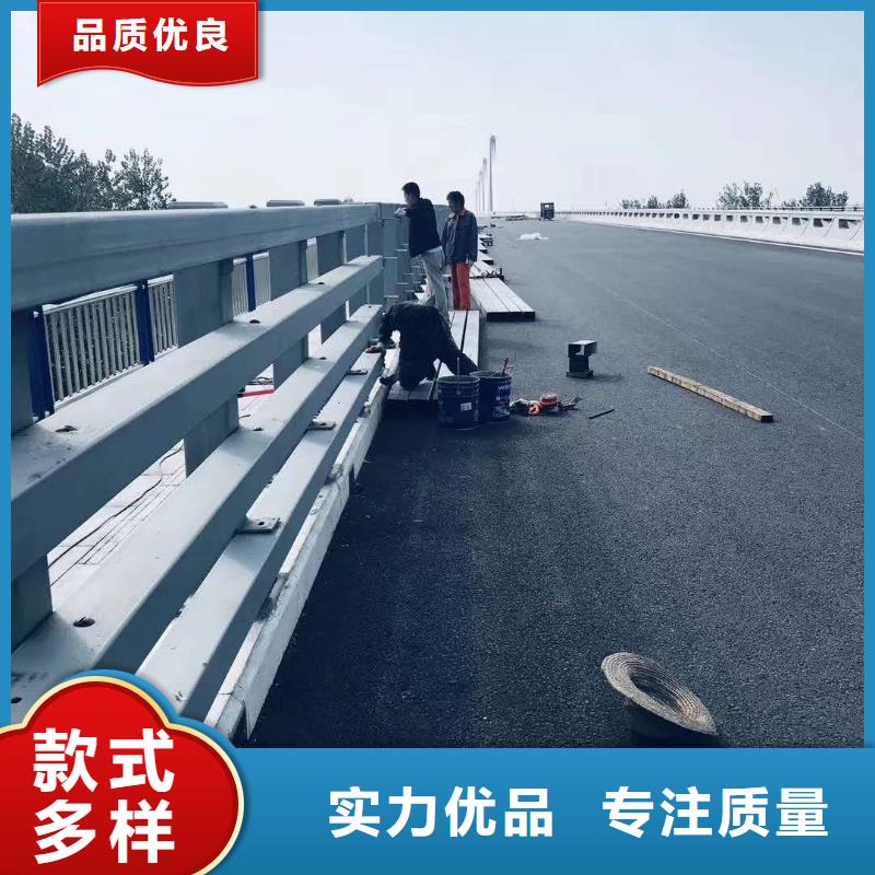 不锈钢复合管防撞护栏,镀锌管景观护栏自有厂家