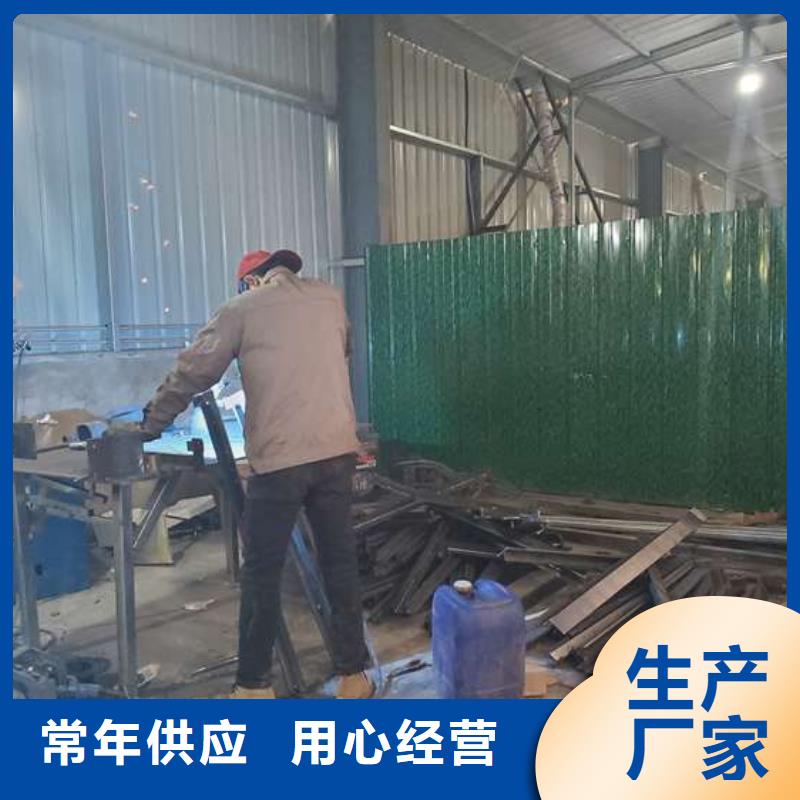 【防撞护栏镀锌喷塑防撞栏放心得选择】