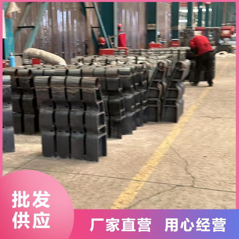 不锈钢复合管护栏 防撞立柱工厂自营