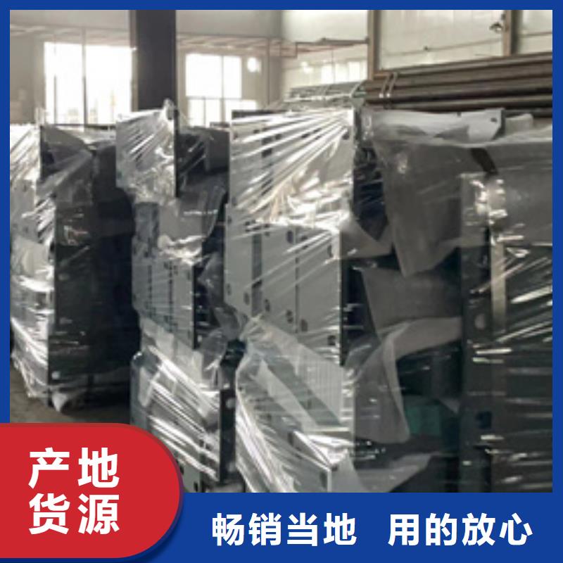 桥梁护栏厂家好产品不怕比