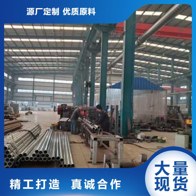 交通护栏隔离栏厂家制造生产