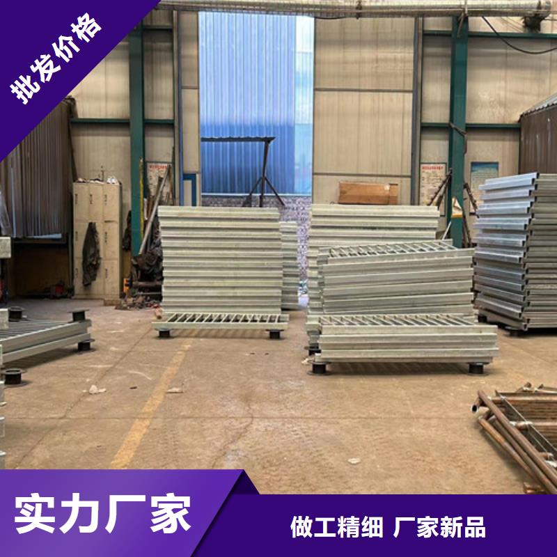 护栏,国道抗冲击围栏库存充足