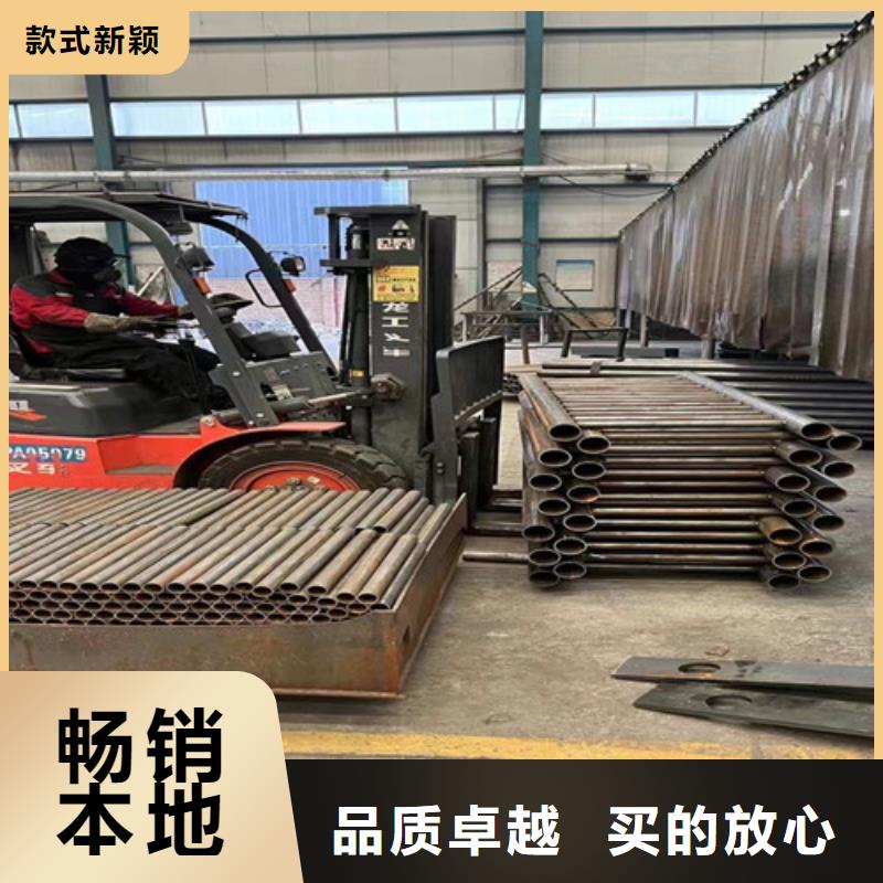 防撞护栏-道路隔离栏多年行业积累