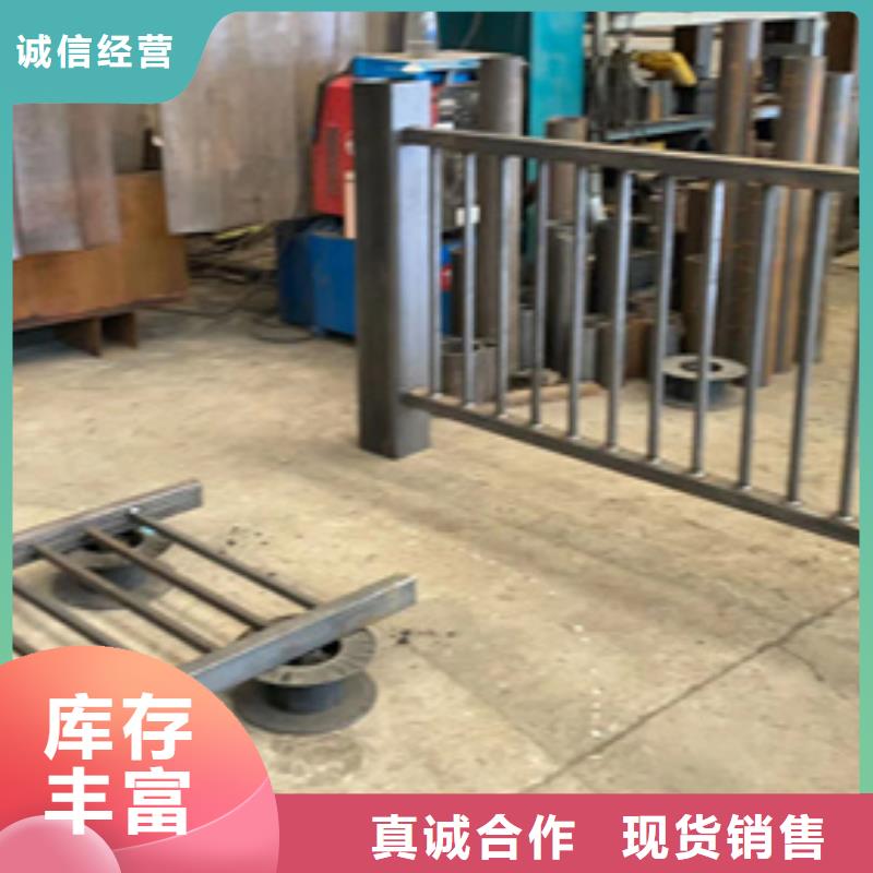 防撞护栏海量库存