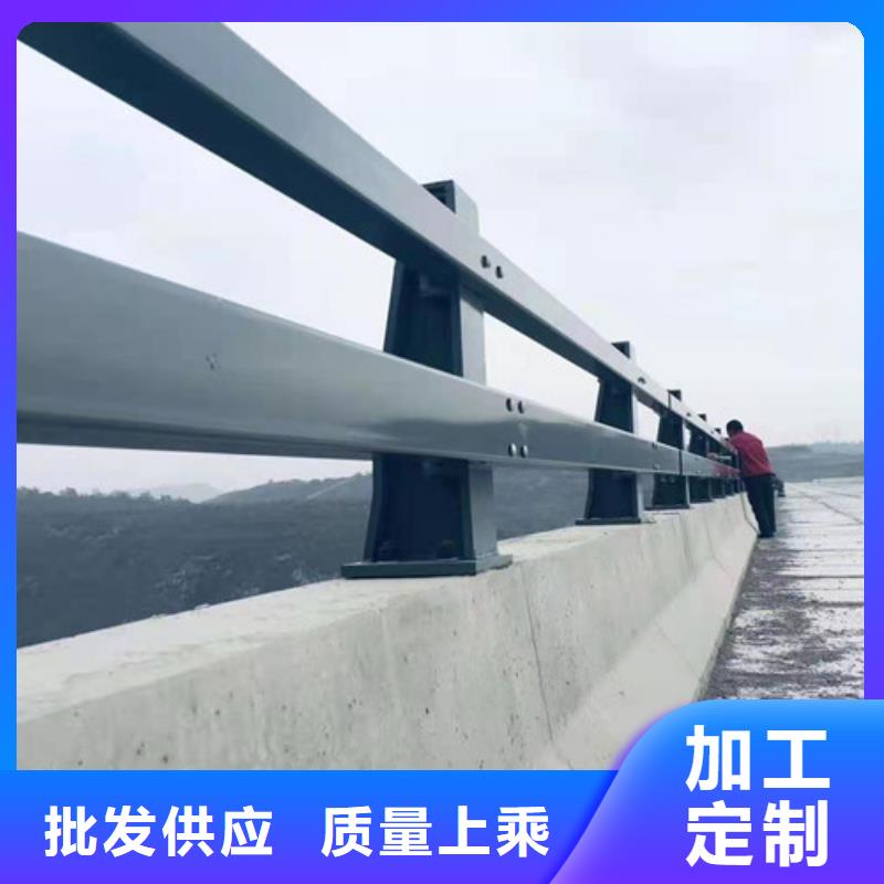 道路护栏客户好评