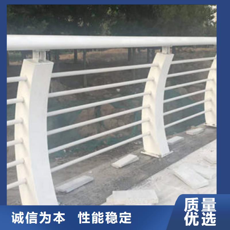  道路护栏库存丰富