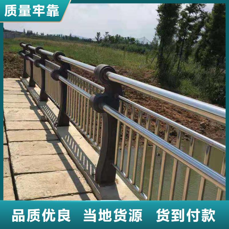灯光护栏镀锌波形护栏快速报价
