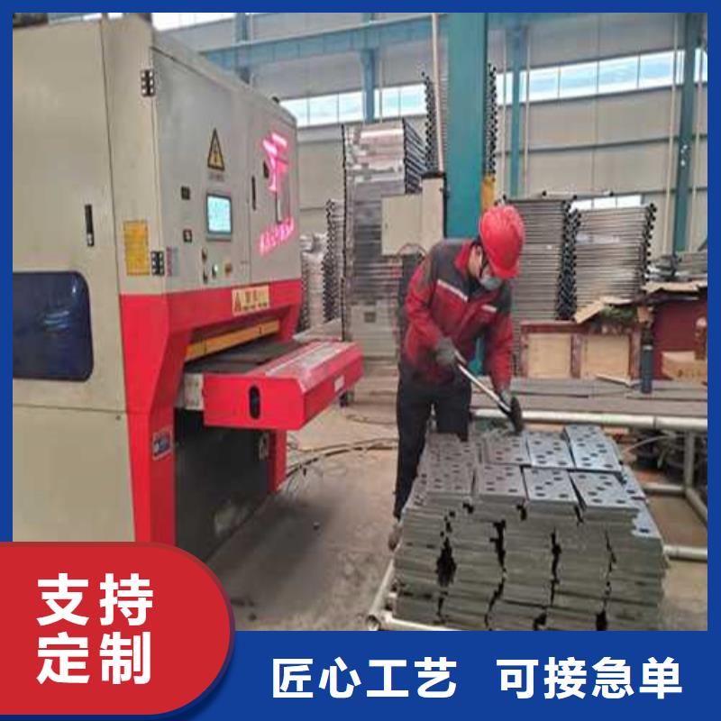 不锈钢护栏镀锌管景观护栏厂家