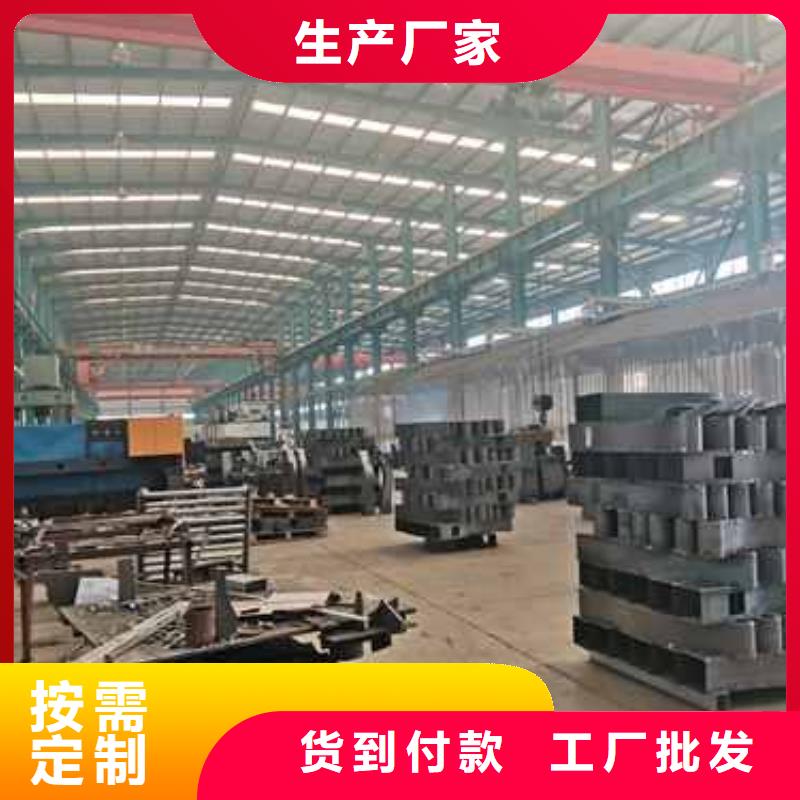 护栏立柱桥梁防撞护栏厂家拥有先进的设备