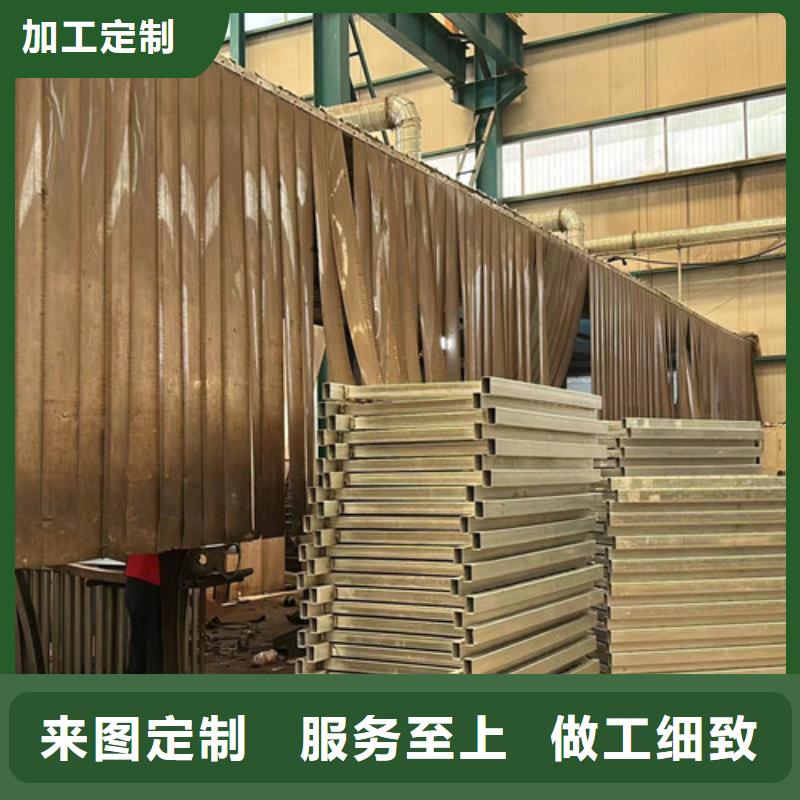 不锈钢碳素钢复合管护栏_灯光护栏厂应用领域