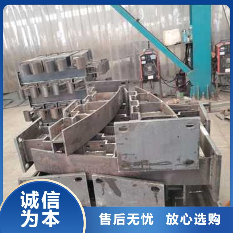 不锈钢碳素钢复合管护栏立柱桥梁防撞护栏老客户钟爱
