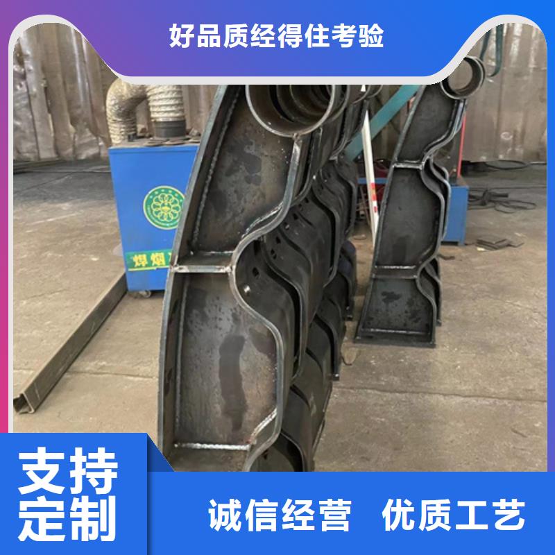 道路护栏_镀锌喷塑防撞栏厂家实力大