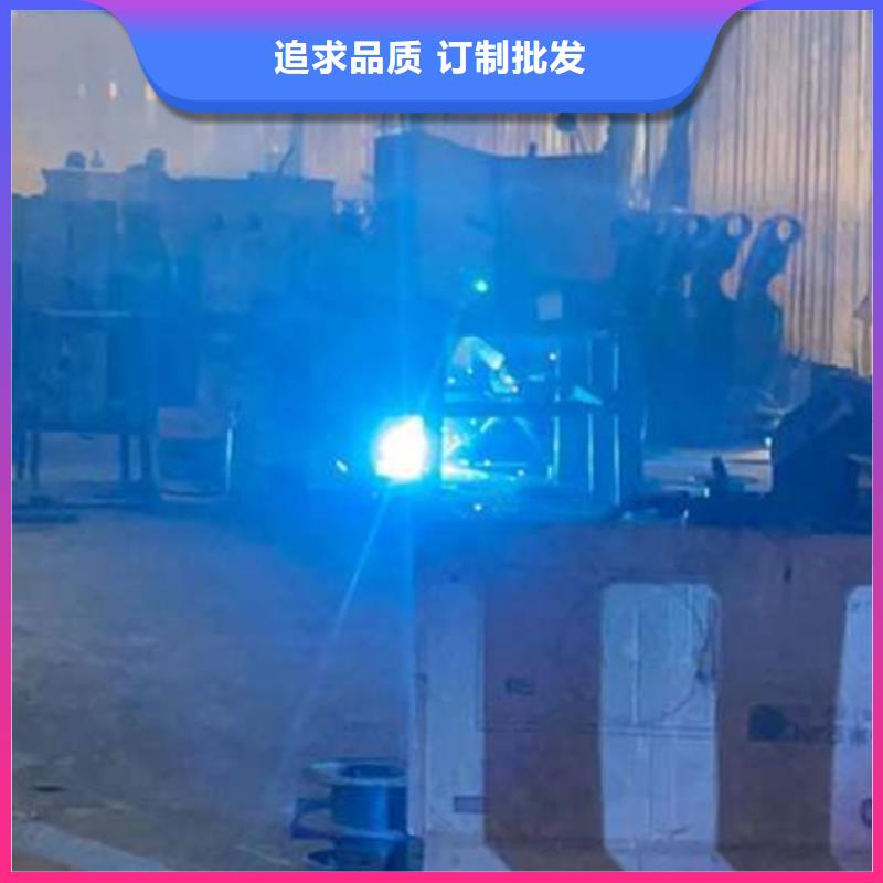  护栏库存齐全厂家直供