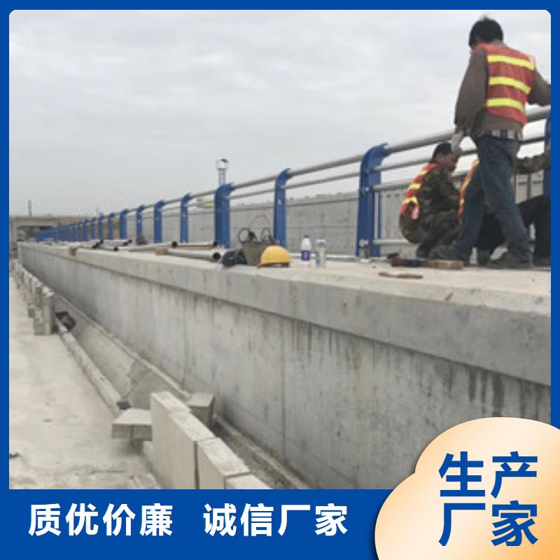 灯光护栏镀锌喷塑钢板立柱货到付款