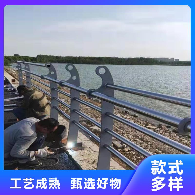 不锈钢复合管河堤防撞护栏产品细节