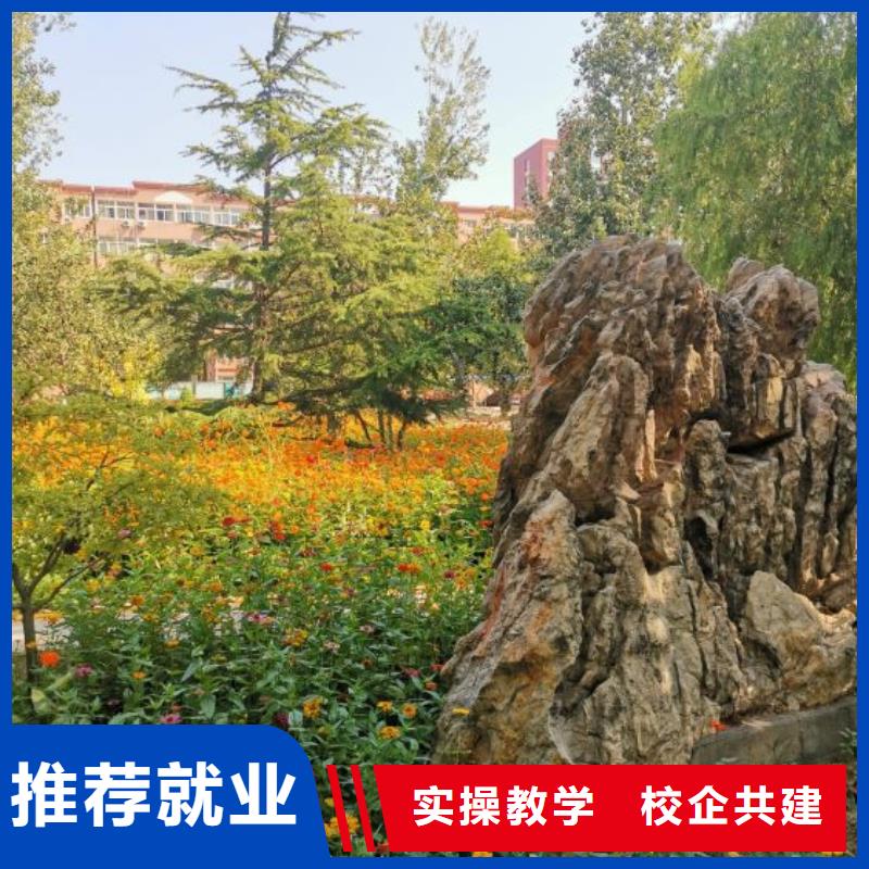 数控学校哪里能学挖掘机手把手教学