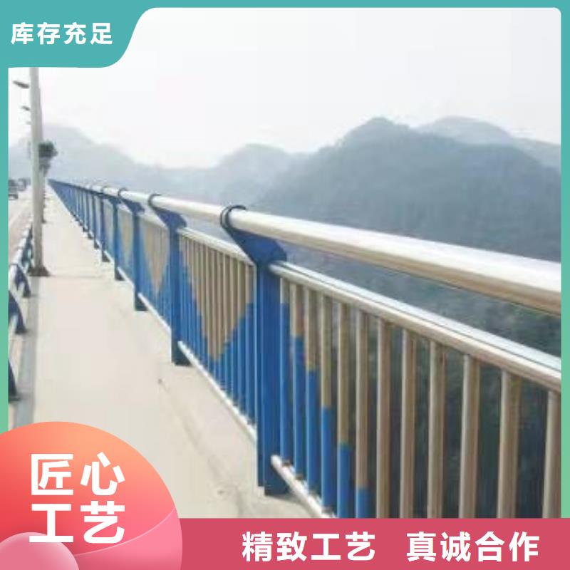 护栏钢板立柱经久耐用