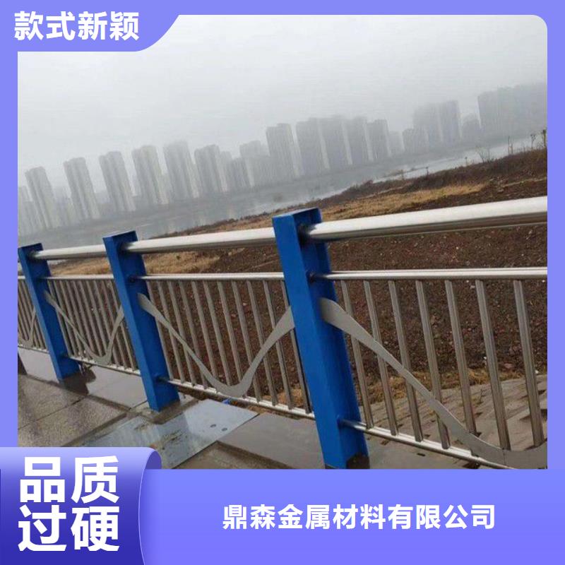 护栏钢板立柱经久耐用