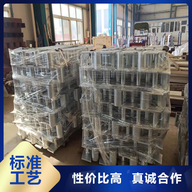 桥梁护栏钢板立柱使用寿命长久