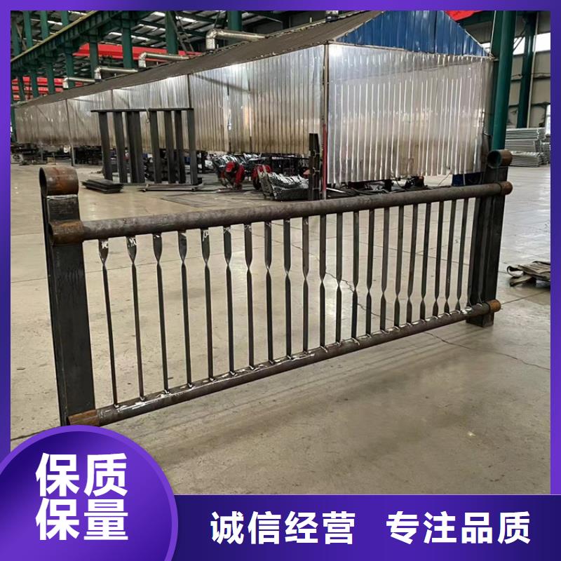 道路防撞护栏_镀锌喷塑防撞栏质量优价格低