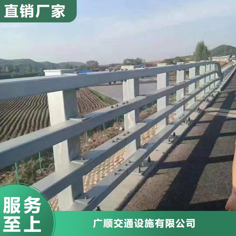 护栏标志牌标志杆出厂严格质检