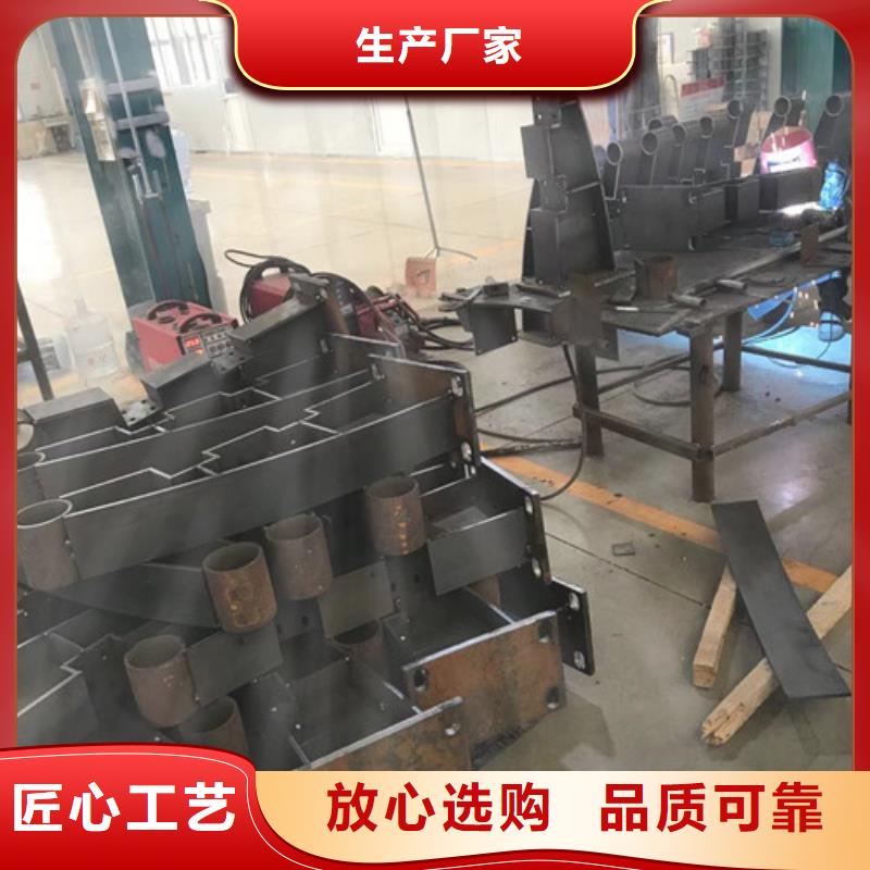 护栏高速护栏板厂家产地直销