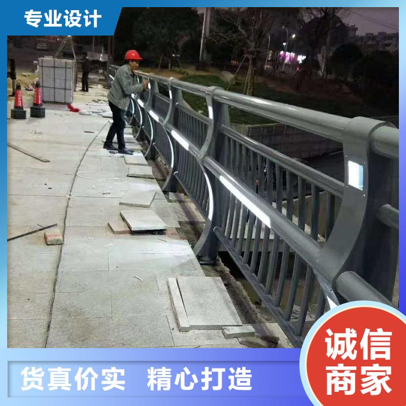 景观护栏,钢板立柱客户满意度高