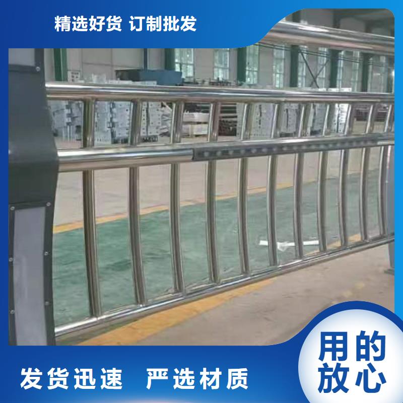 灯光护栏钢板立柱海量货源