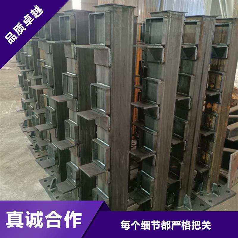 护栏立柱_镀锌波形护栏发货及时