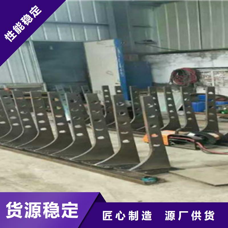 桥梁护栏立柱道路隔离栏性价比高