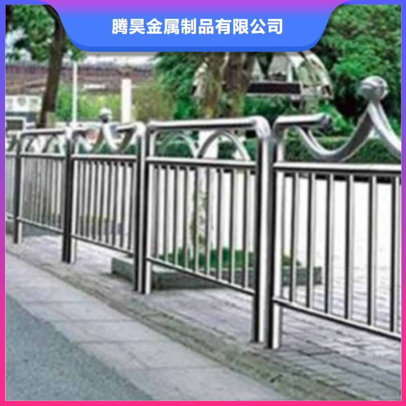护栏3立柱桥梁防撞护栏多年实力厂家