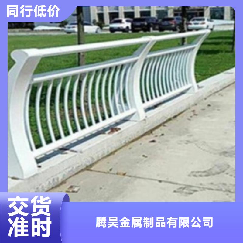 不锈钢复合管护栏2国道抗冲击围栏您身边的厂家