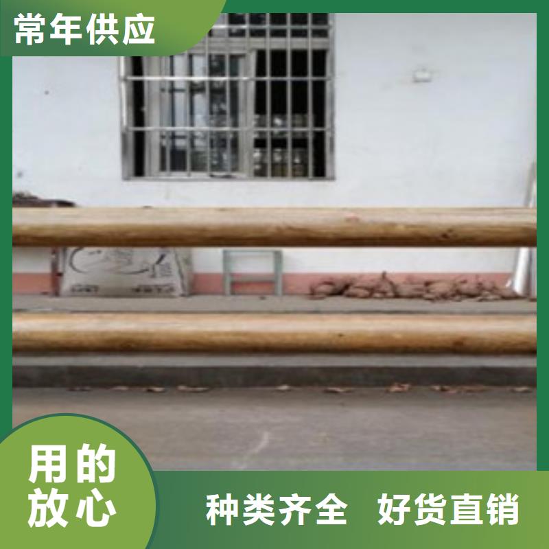 钢背木护栏_桥梁灯光护栏实拍展现